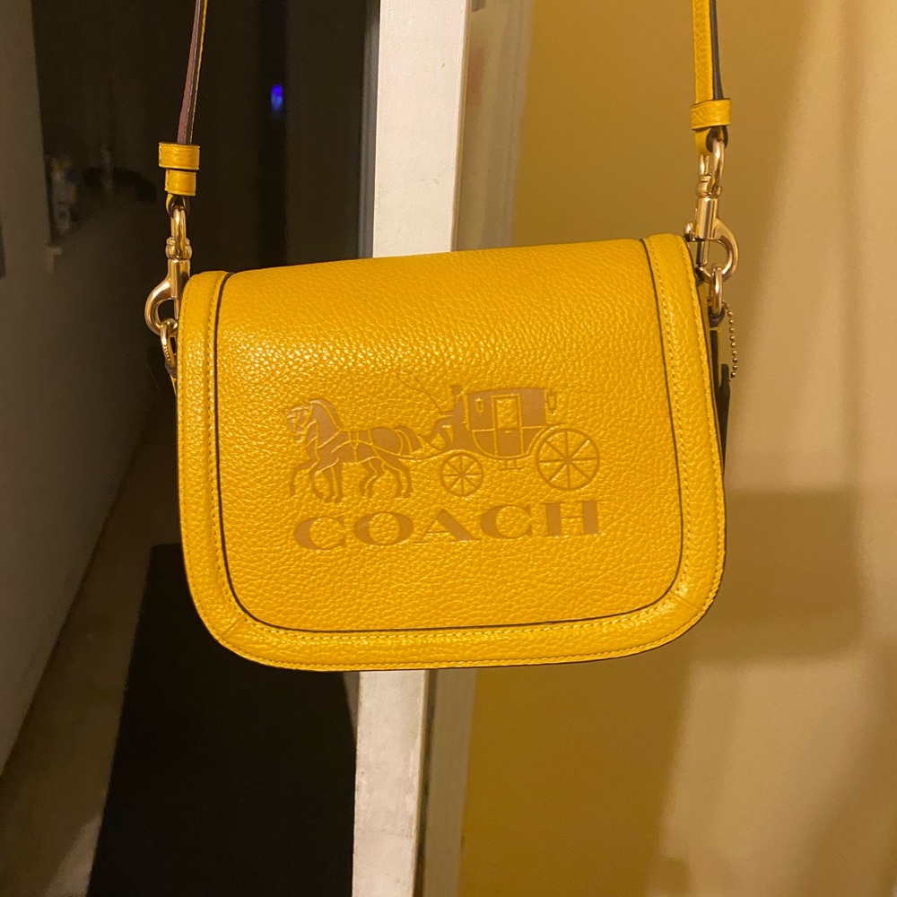Gently used Coach Shoulder bag.